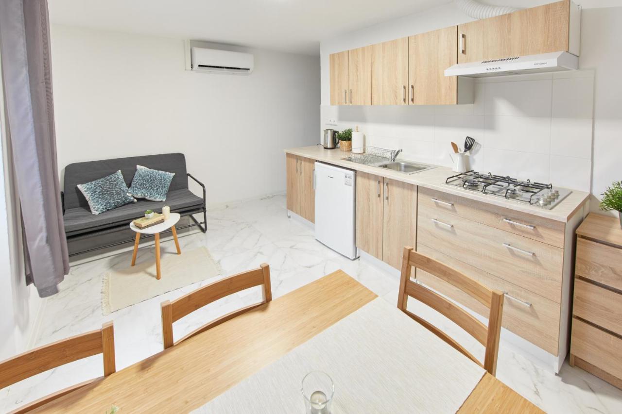 Ferienwohnung Kuca Nerezinka Nerezine Exterior foto